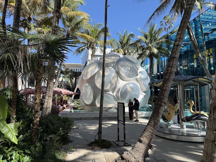 Real place that inspired Shop in Vice Decor District