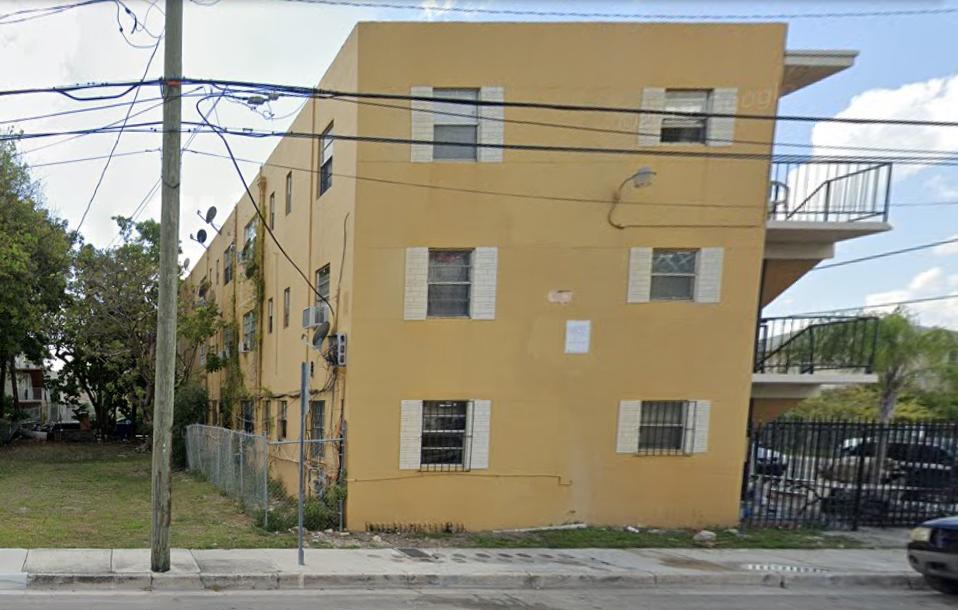 Real place that inspired Residential building in Crosstown